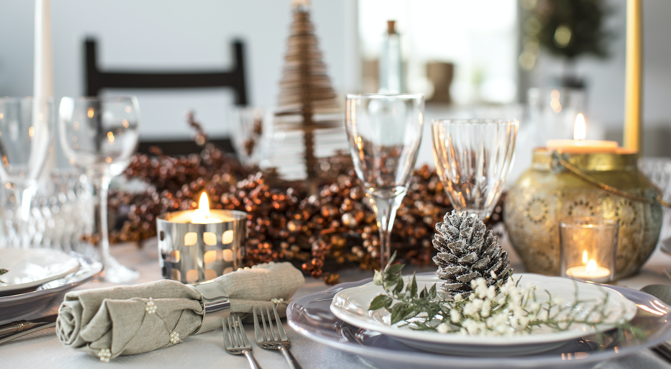 Decorating Tastefully During the Christmas Season - Black and White  Interiors