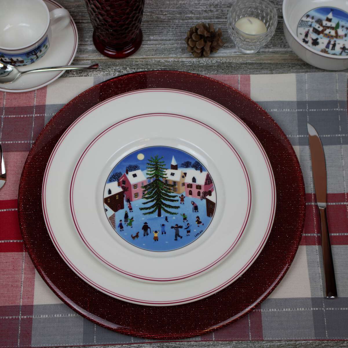 Design Naif Christmas 4 Piece Dinnerware Set