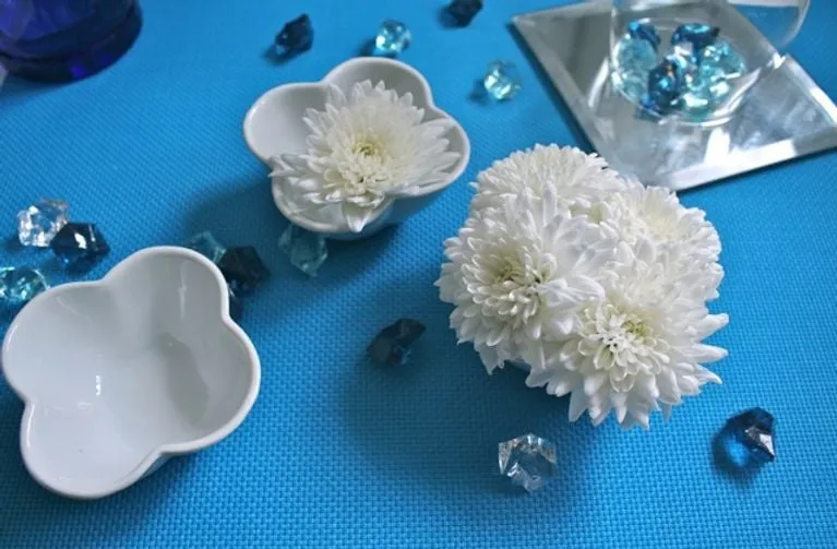 Dinner party table decor for under $15! Six cool dollar-store finds - Chatelaine