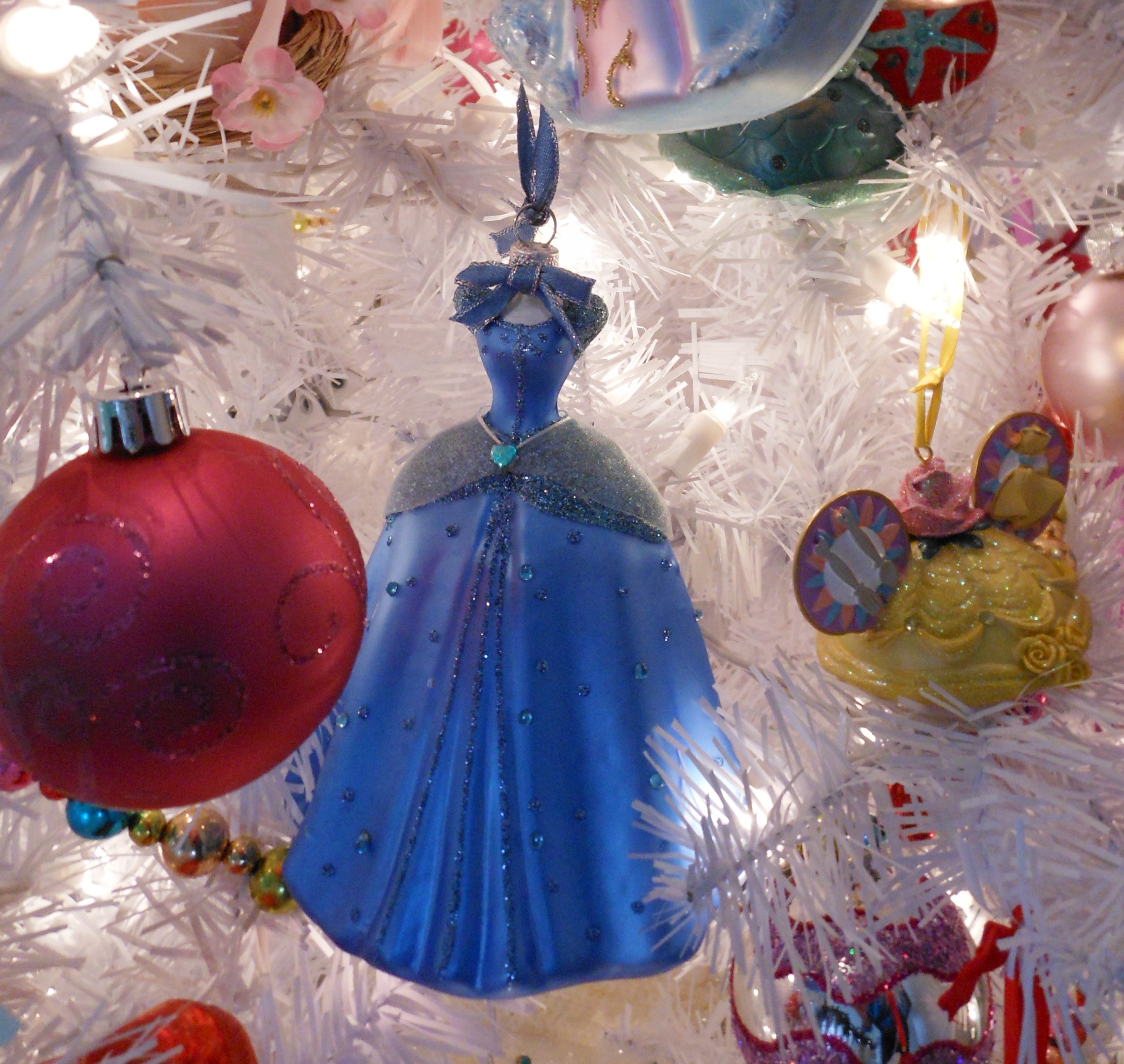 Disney Christmas Tree – Our Magical Disney Moments
