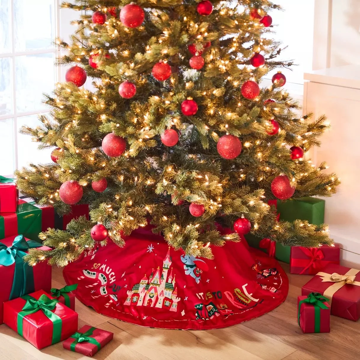Disney Holiday Home Decor Collection on Disney Store — EXTRA MAGIC MINUTES
