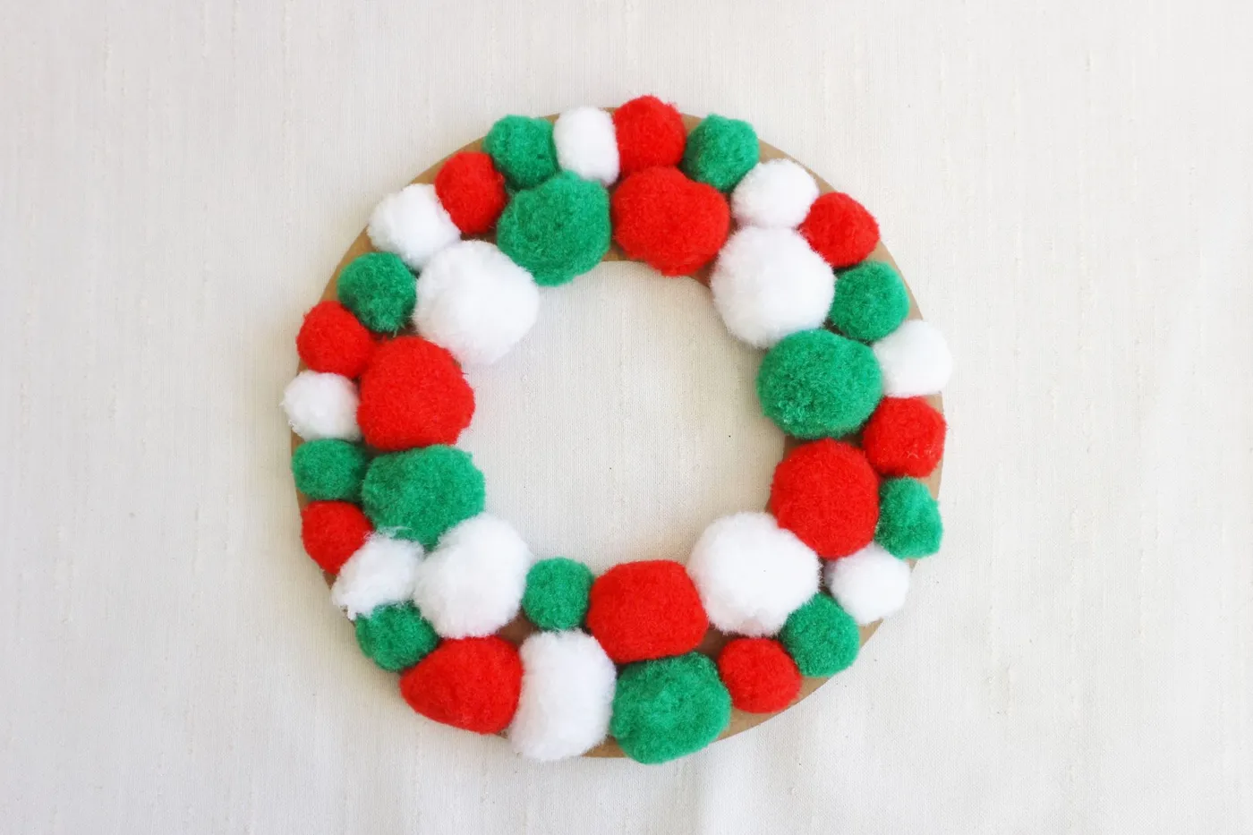 DIY CARDBOARD CHRISTMAS WREATHS 4 WAYS - A Life With Frills