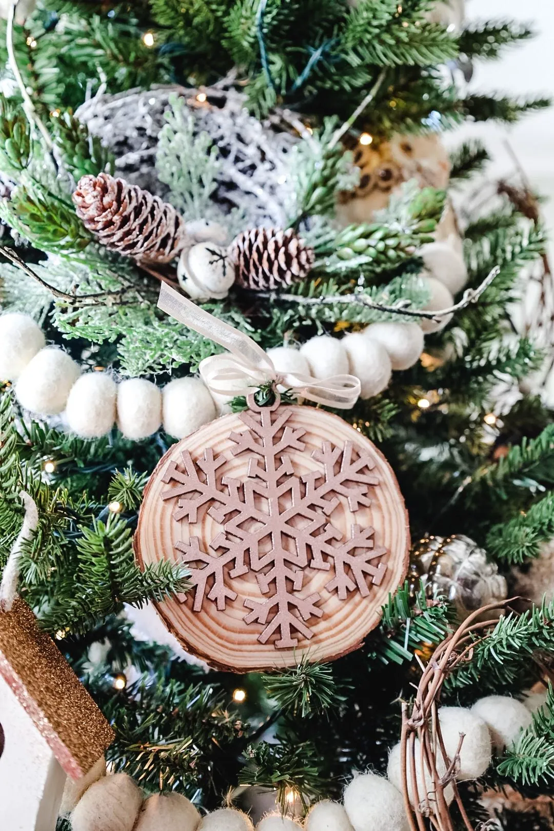 Diy Wooden Christmas Tree Ornaments 13 Christmas Tree Alternatives With A  Creative Twist