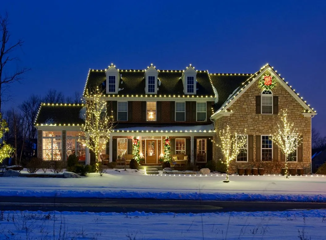Enhance Your Holiday Lighting with Professional Installers - Suburban Lawn  Sprinkler Co.