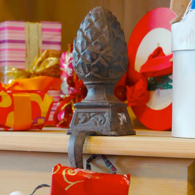Esschert Design Christmas Stocking Holder