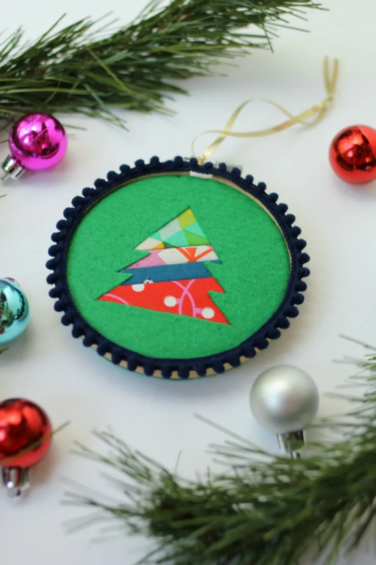 Felt Tree Ornamanet Tutorial | quilting | Diary of a Quilter