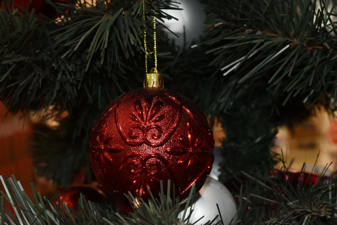 Free picture: abbey, christmas, christmas tree, elegant, hanging, holiday,  object, ornament, shining, traditional