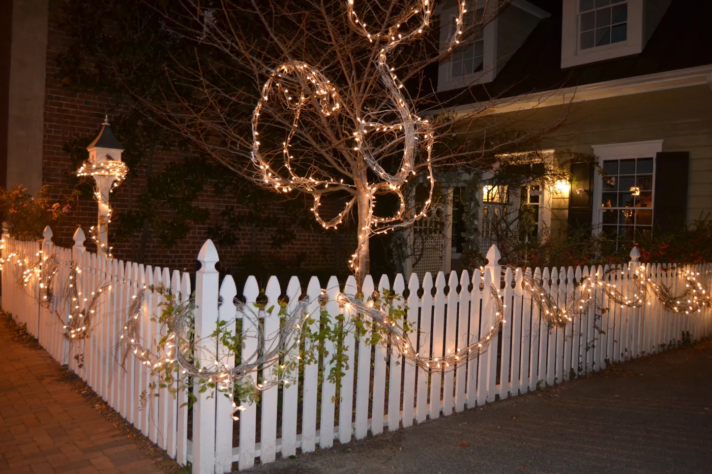 Friday's Fences – Christmas Style | these days of mine