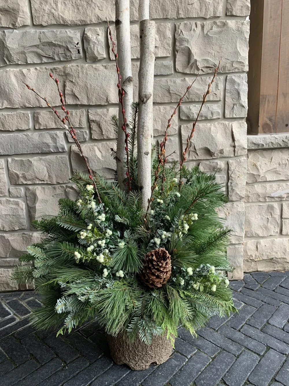 GARDEN CLIPPINGS: Making a Christmas urn for your front porch - Sarnia Observer