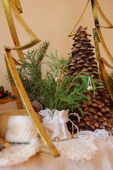 Garden Inspired Holiday Mantles | HGTV