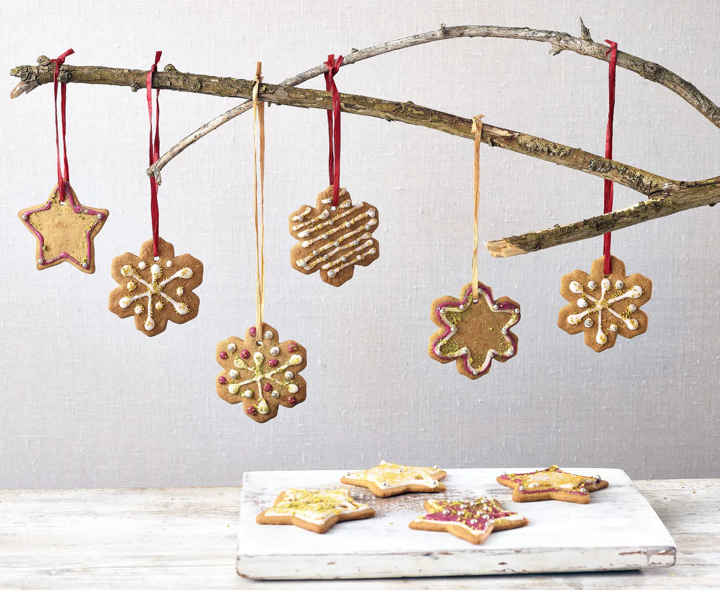 Gingerbread Christmas Tree Biscuits – Bennett Opie