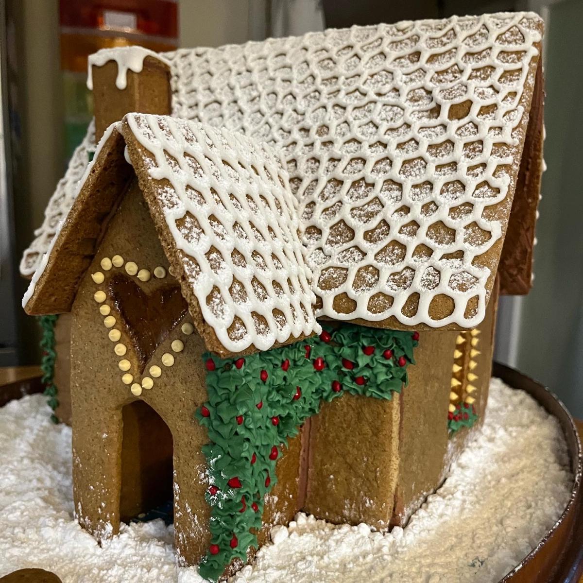 Gingerbread houses: a Christmas tradition enjoyed by home-bakers and  Architects alike | House Move Pro