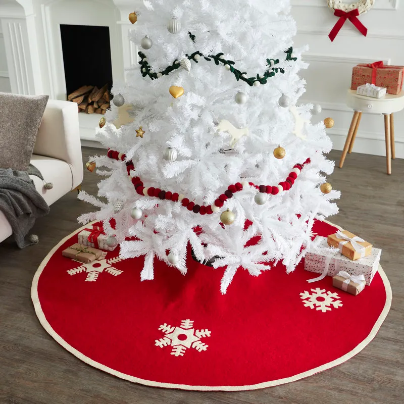 Handmade Christmas Tree Skirt in Felt - Snowflakes on Red - 60'