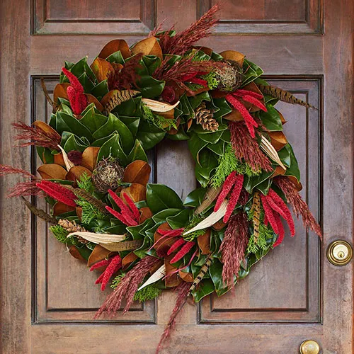 Handmade, Fresh Magnolia Wreaths: The Magnolia Company