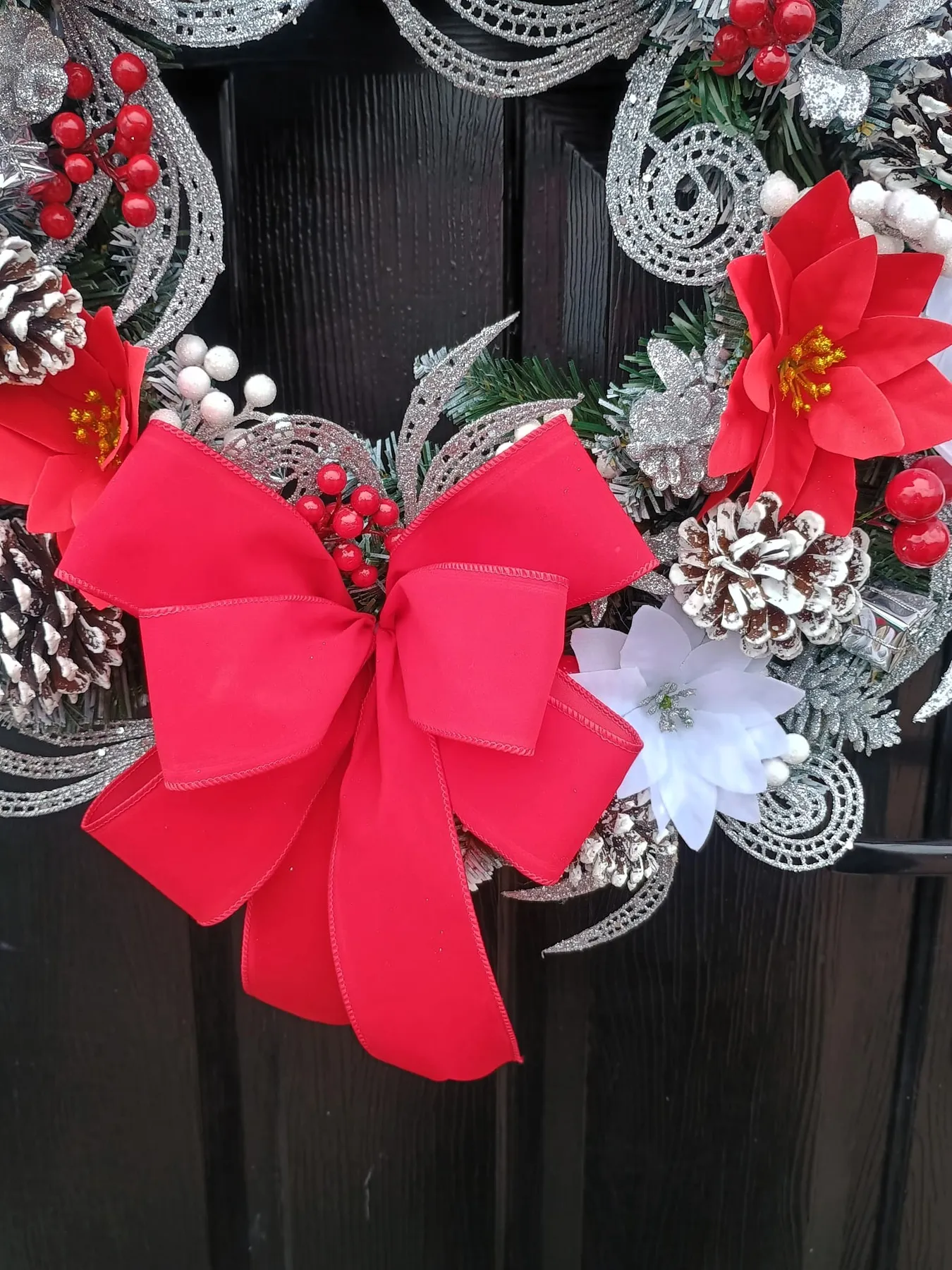 Handmade Luxury Red and White Poinsettia Artificial Christmas Door Wreath | looksmartuk
