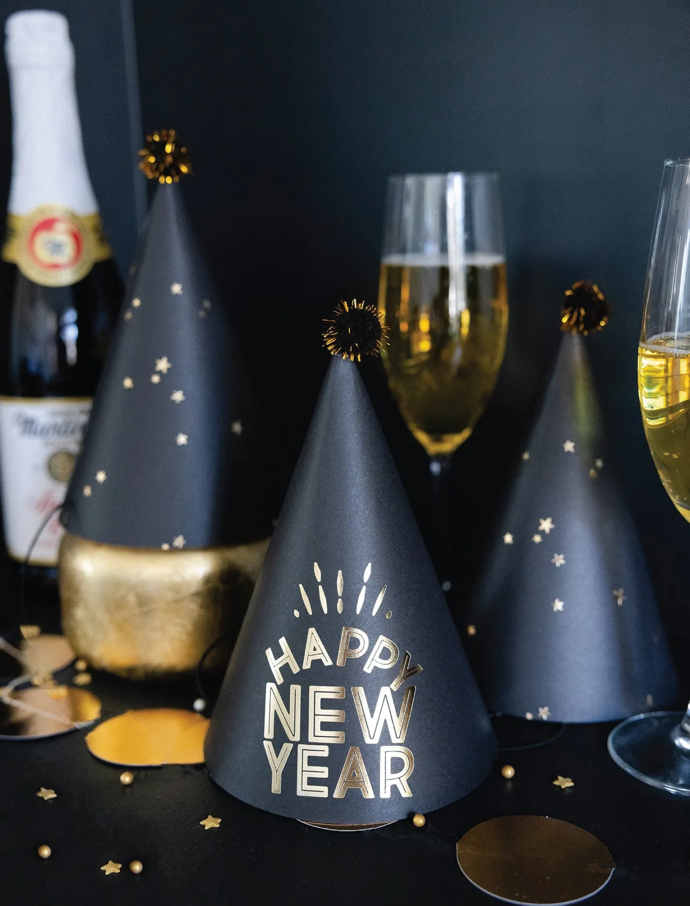 Happy New Year Party Hats 8ct