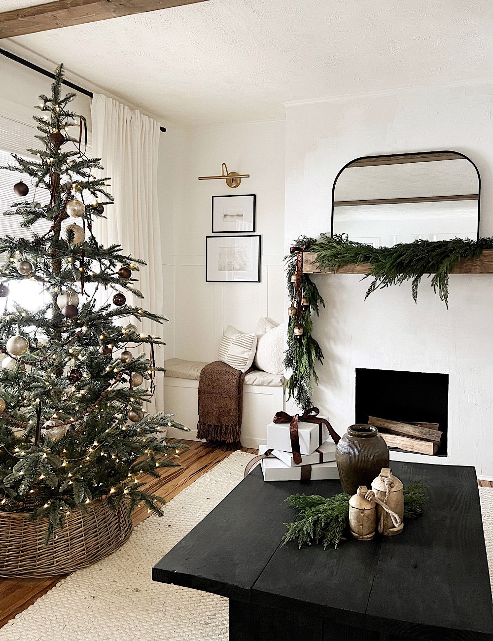 HOLIDAY DECORATING: THE BEST REALISTIC CHRISTMAS TREES AT ALL BUDGETS - Grace Oaks Designs