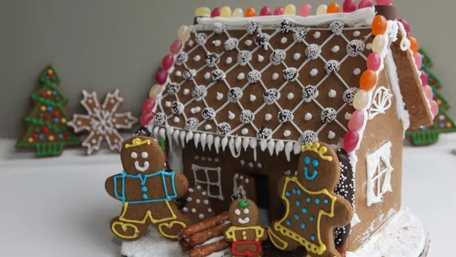 Holiday entertaining: Three theme parties for the merry and bright