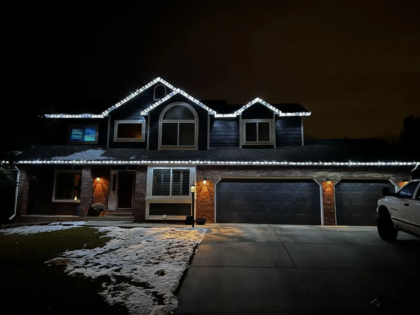 Holiday Lights | Craftsman Remodeling