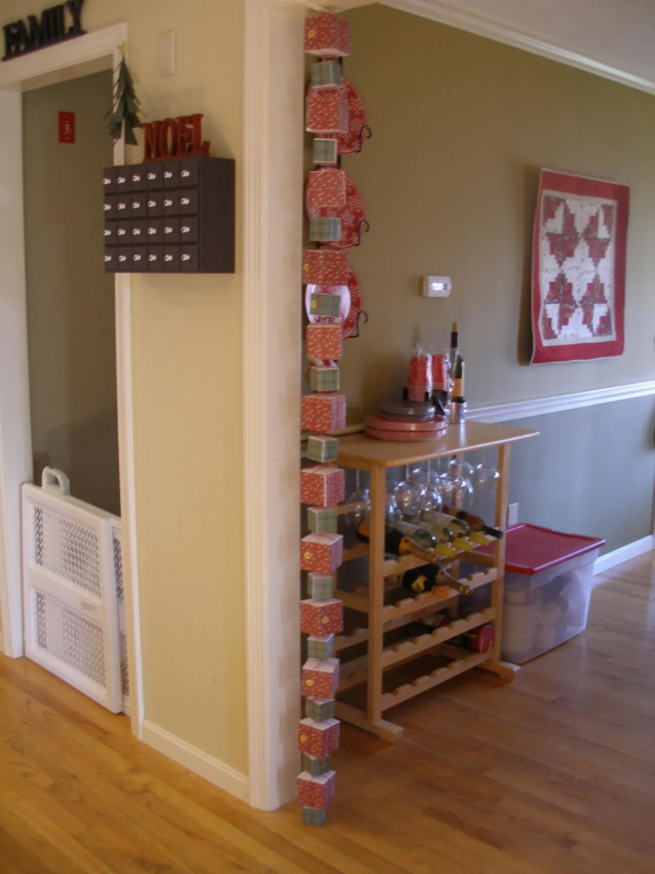 Homemade Large Advents DIY Advent Calendar – Gift Box Chain Playing With  Scissors