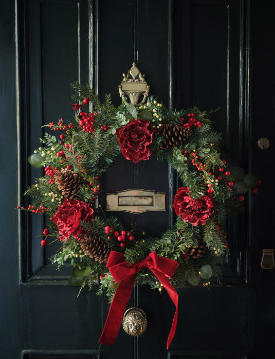 How a wreath can fashion up your front door with a touch of theatre in the  round