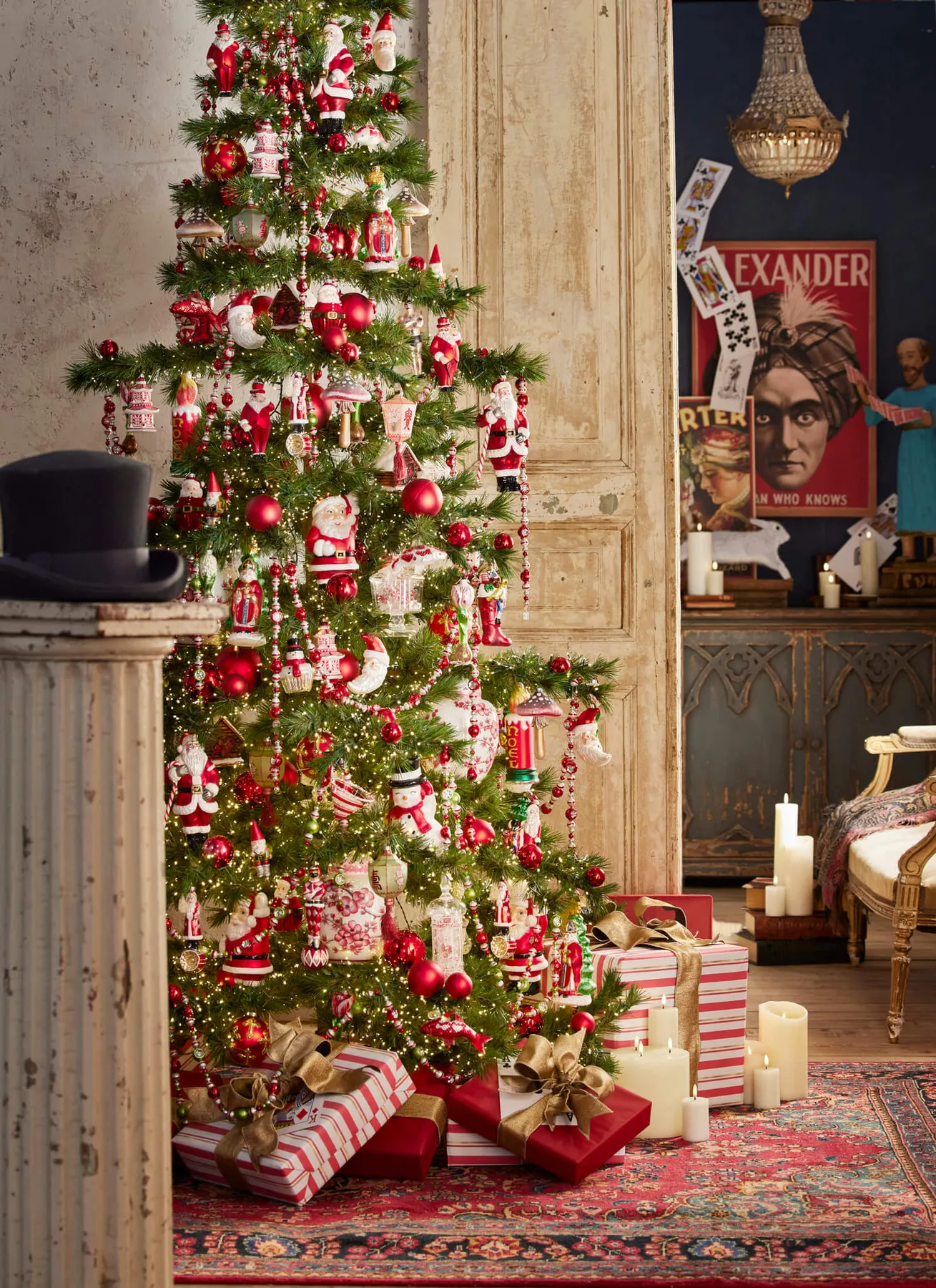 How Many Feet Of Garland Do I Need for My Christmas Tree? - The Christmas Loft