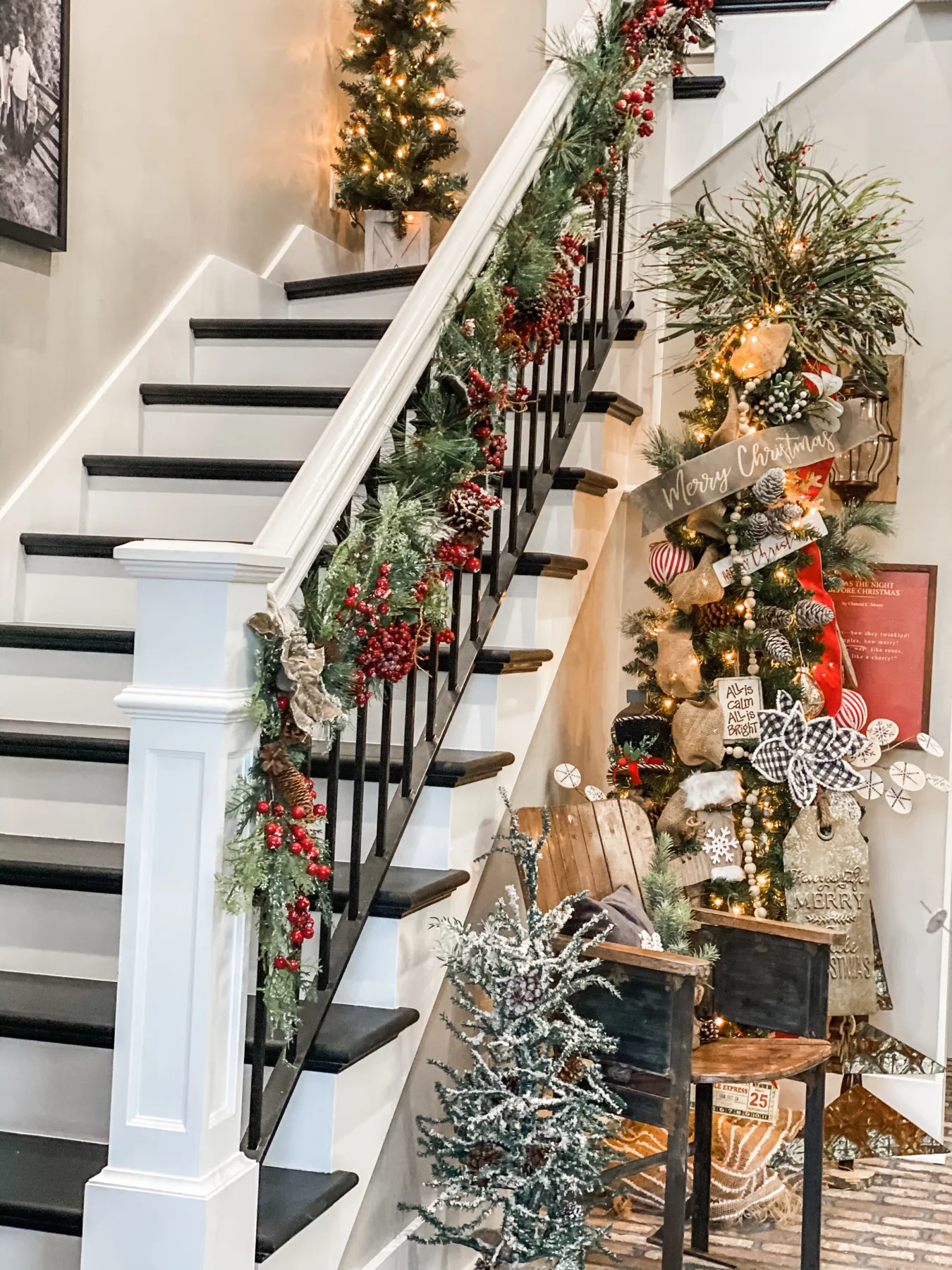 how-to-decorate-entrance-way-for-christmas15 -