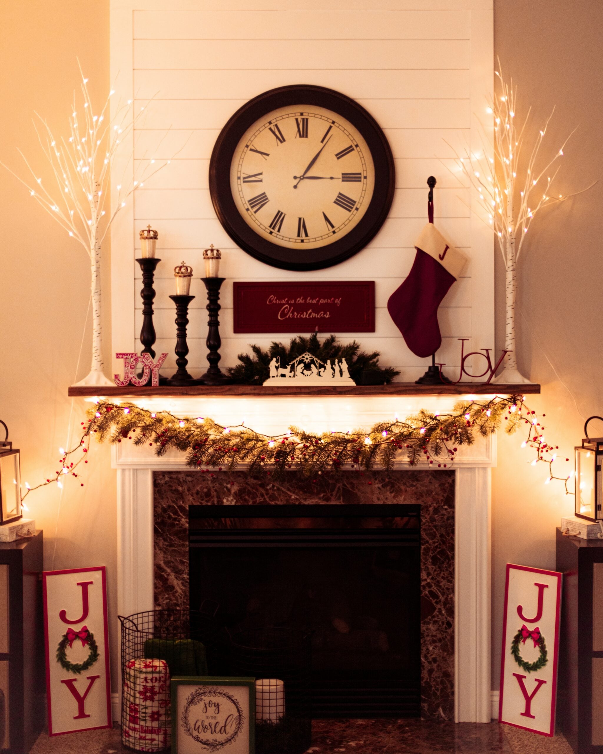 How to Decorate Your Fireplace or Stove at Christmas - Cosy Fires