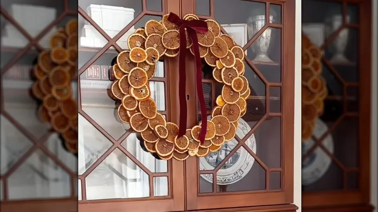 How To DIY A Beautiful Dried Orange Holiday Wreath For Your Door