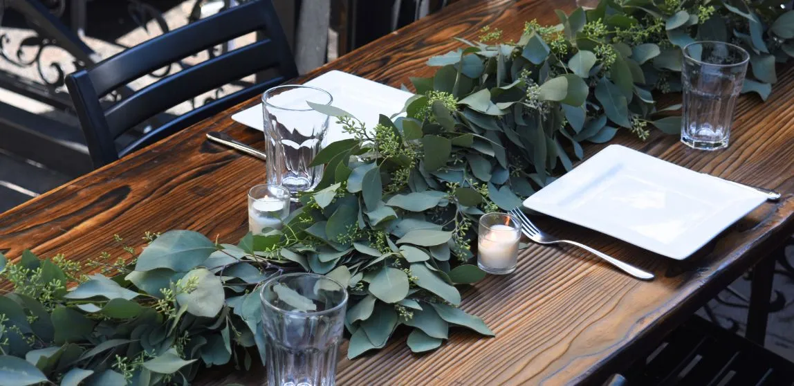 How to Make a Beautiful Garland Using Fresh Greenery and Flowers - ...