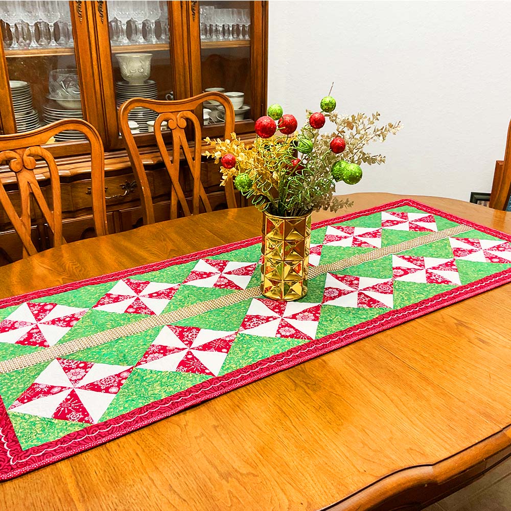 How to make a Christmas table runner -