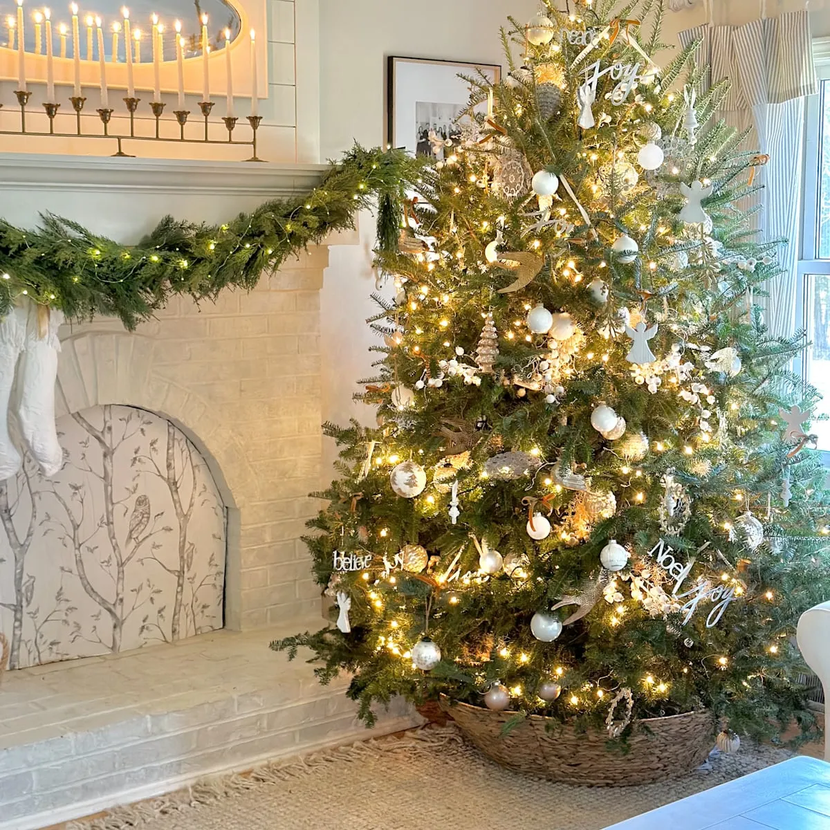 How to Make a Christmas Tree Basket (Using a Woven Tree Collar) -  Celebrated Nest