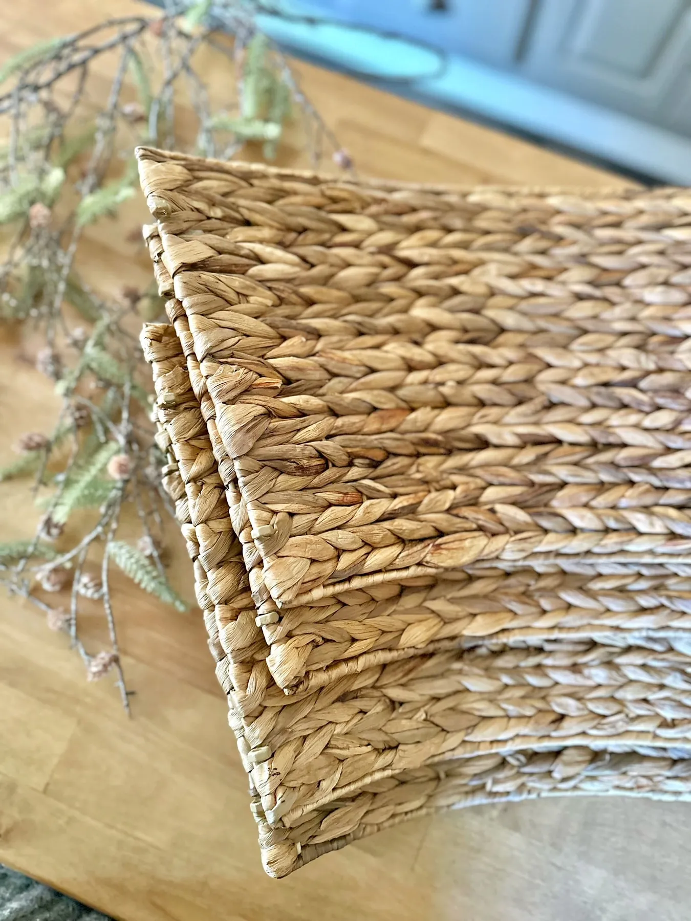 How to Make a Christmas Tree Basket (Using a Woven Tree Collar) -  Celebrated Nest