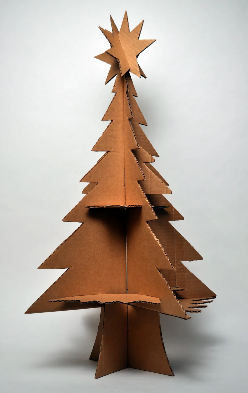 hutch studio: A Cardboard Christmas