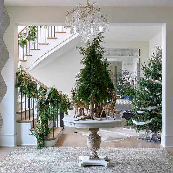 Interior Designers Share New Holiday Decorating Ideas | HGTV