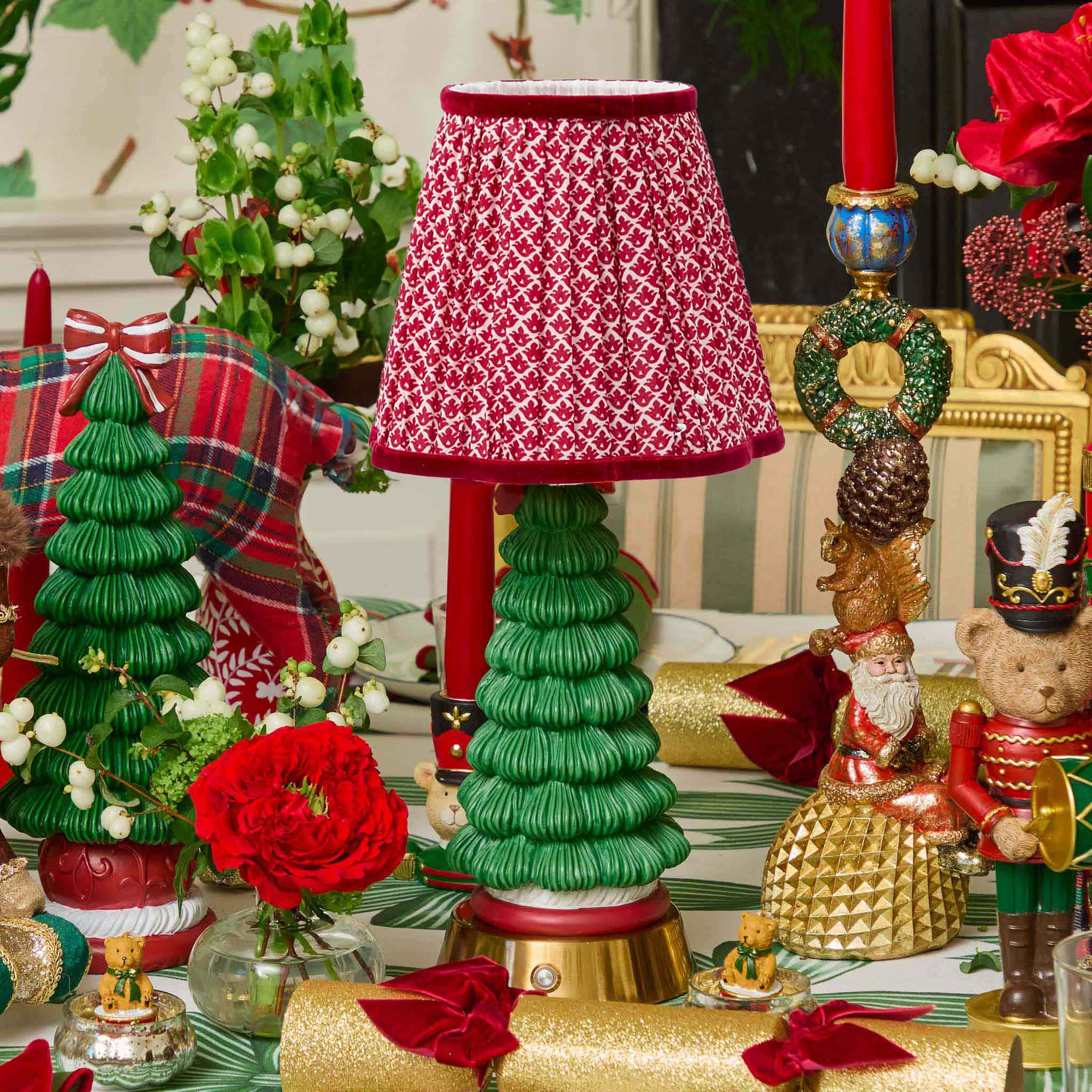 Jolly Christmas Tree Rechargeable Lamp with Red Lotus Shade (18cm)