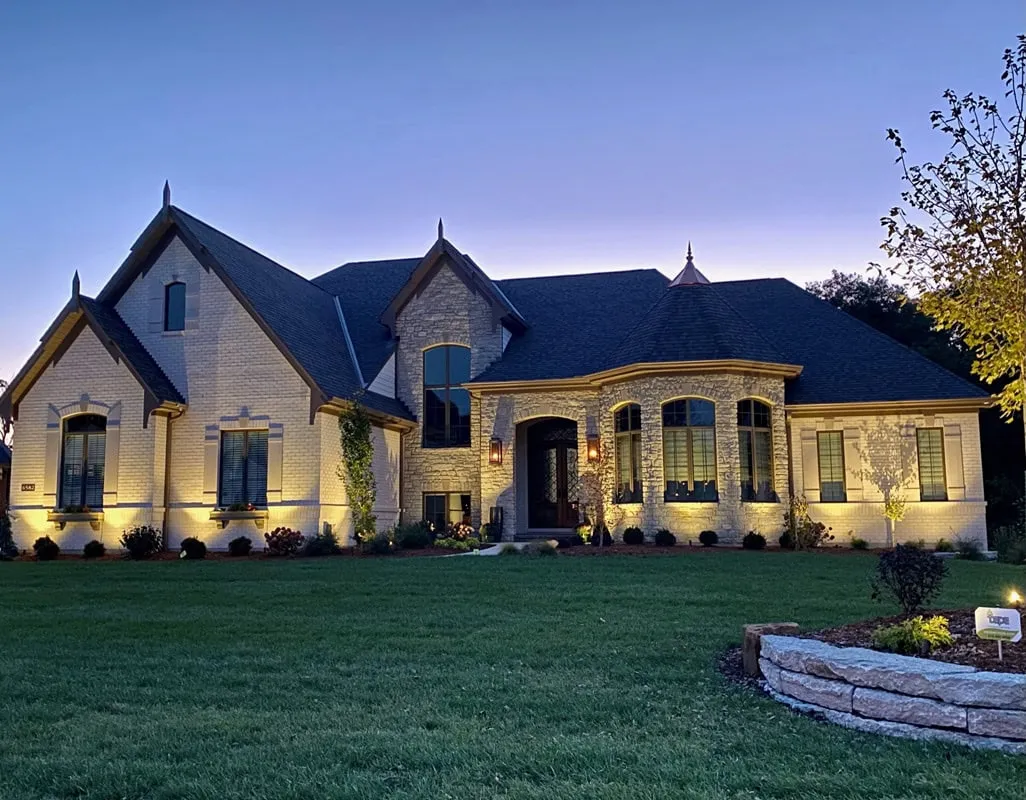 Landscape Lighting Photos | Outdoor LED Lighting Cincinnati | Tepe Services
