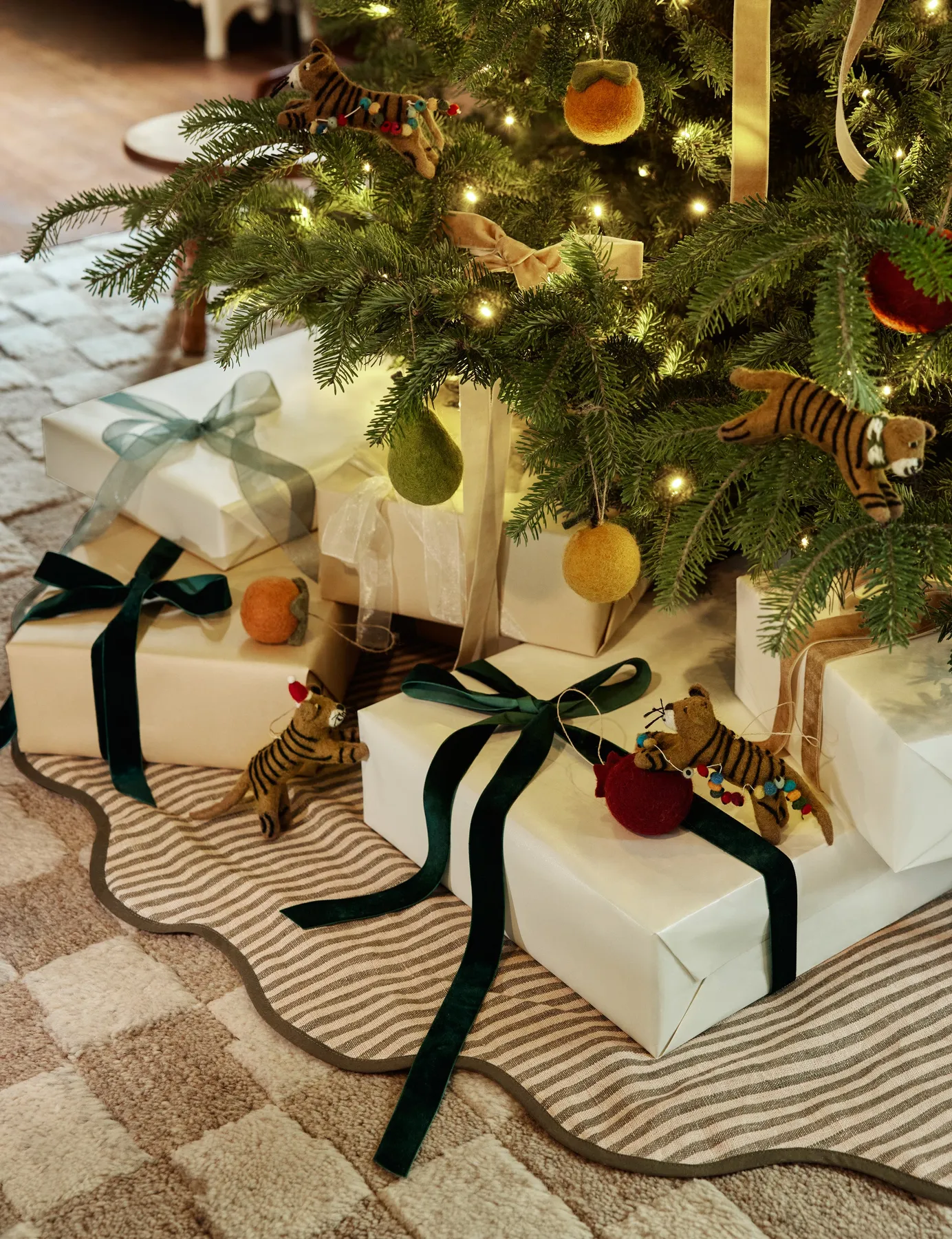 Lanie Linen Tree Skirt by Sarah Sherman Samuel