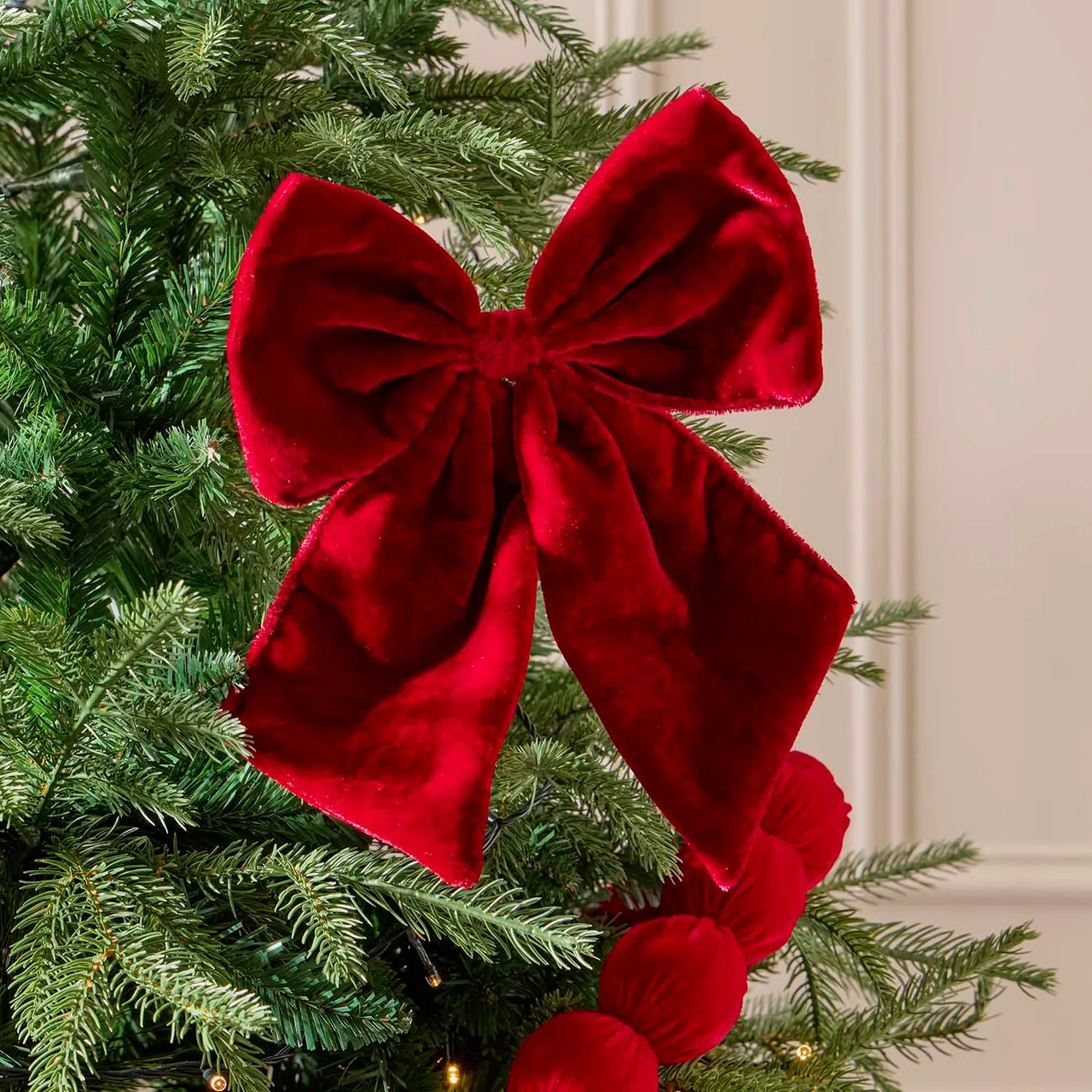 Lucy Velvet Christmas Bow - Pillow Talk