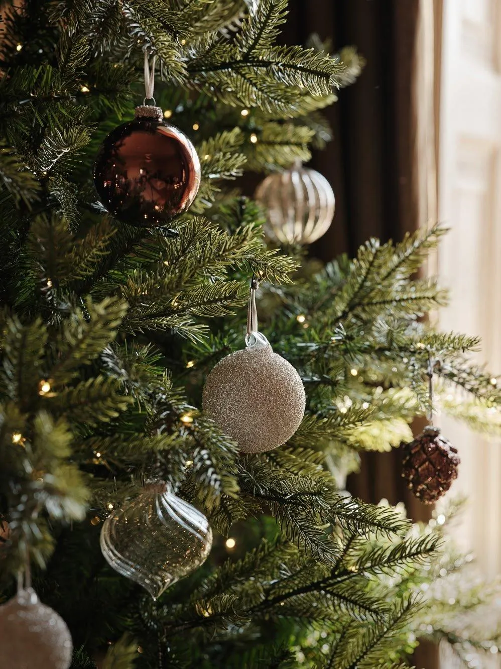 Luxury Christmas Shop | Gifts & Decorations | The White Company UK