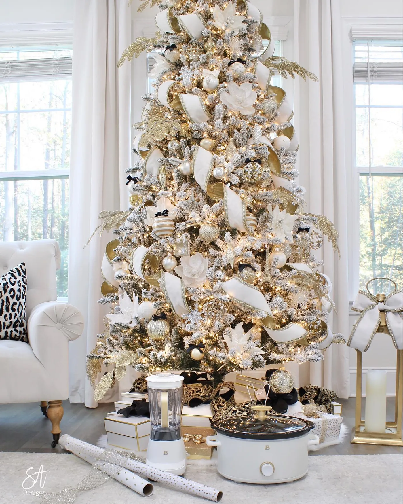 Luxury Christmas Tree Decorations We Love | Love Happens Mag