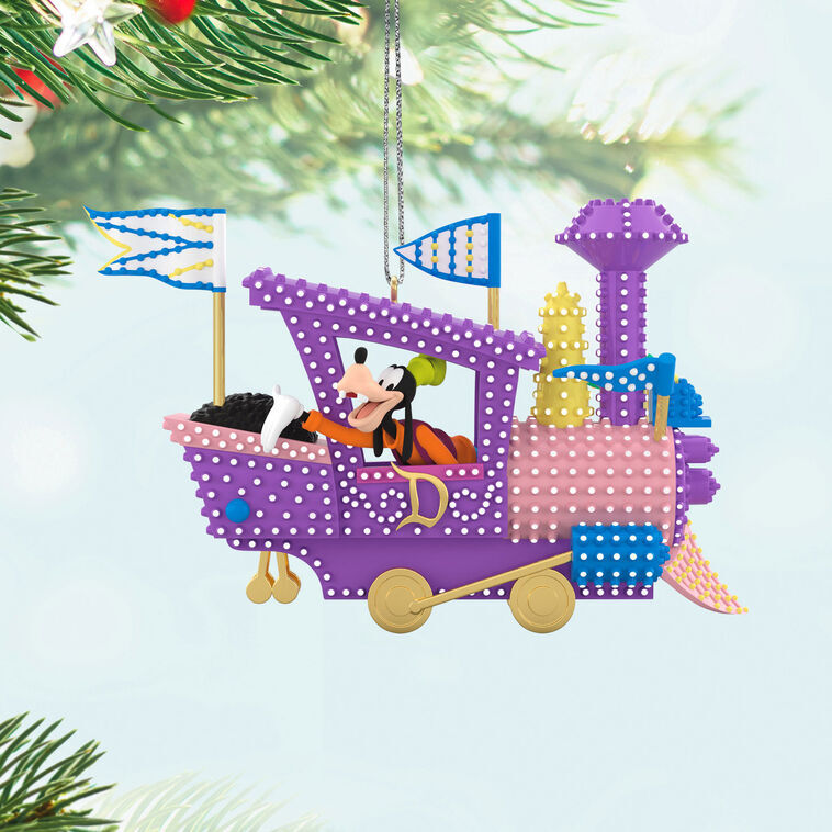 Magic Kingdom Vintage Disney Christmas Decorations Guide To Christmas  Season At Magic Kingdom [2026]