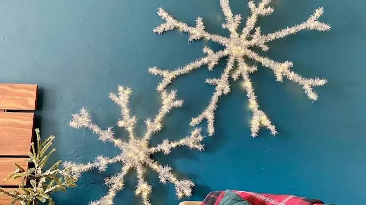 Make Oversized, Light-Up Snowflake Holiday Decorations From Wire Hangers | HGTV