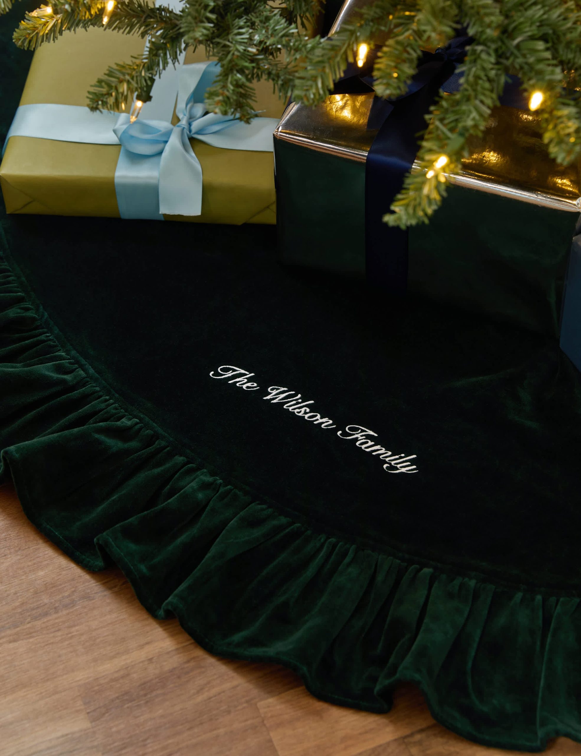 Mauree Velvet Tree Skirt