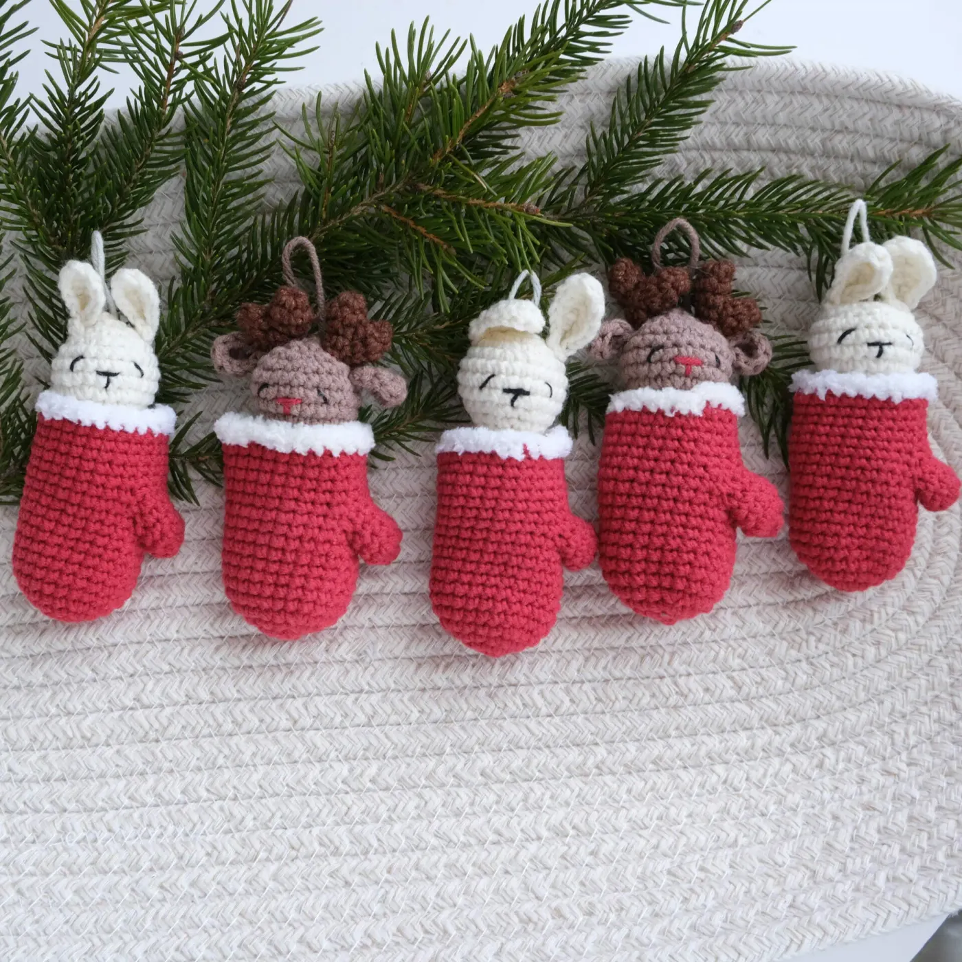 Mini mitten Christmas garland crochet pattern deer bunny