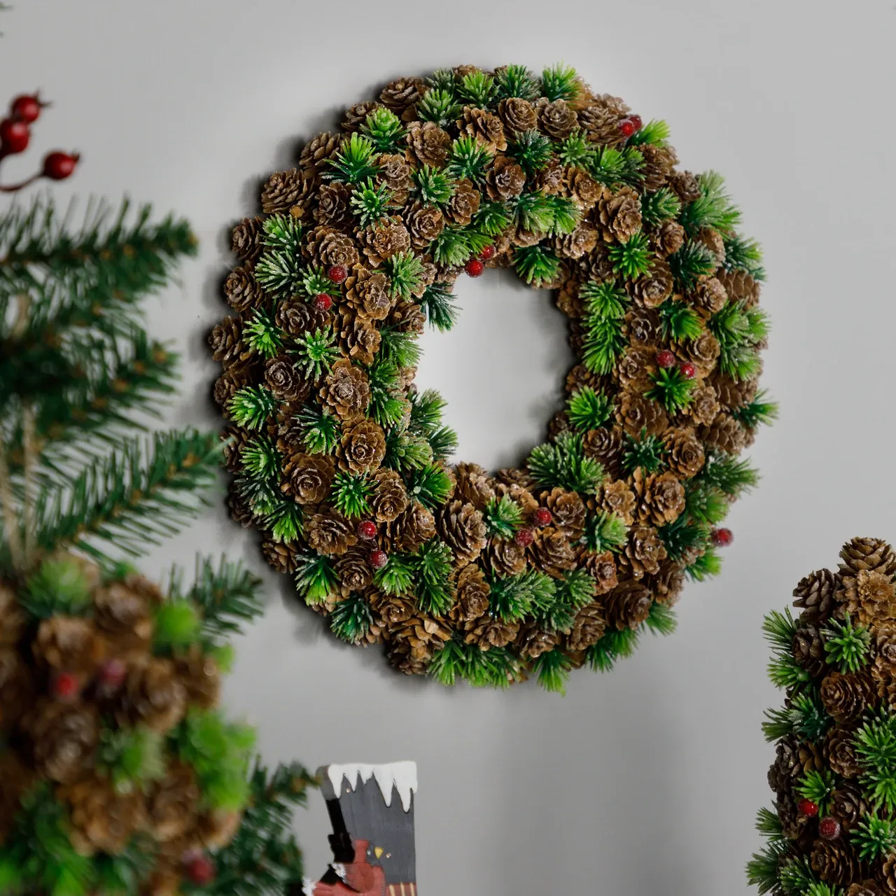 MIni Pinecone & Berries Frosted Christmas Wreath - 13' - Unlit | Christmas