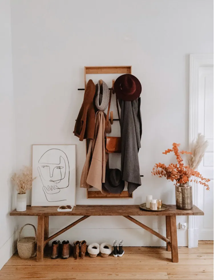 my scandinavian home: Making An Entrance: 10 Beautiful Scandinavian Inspired White and Wood Hallway Solutions