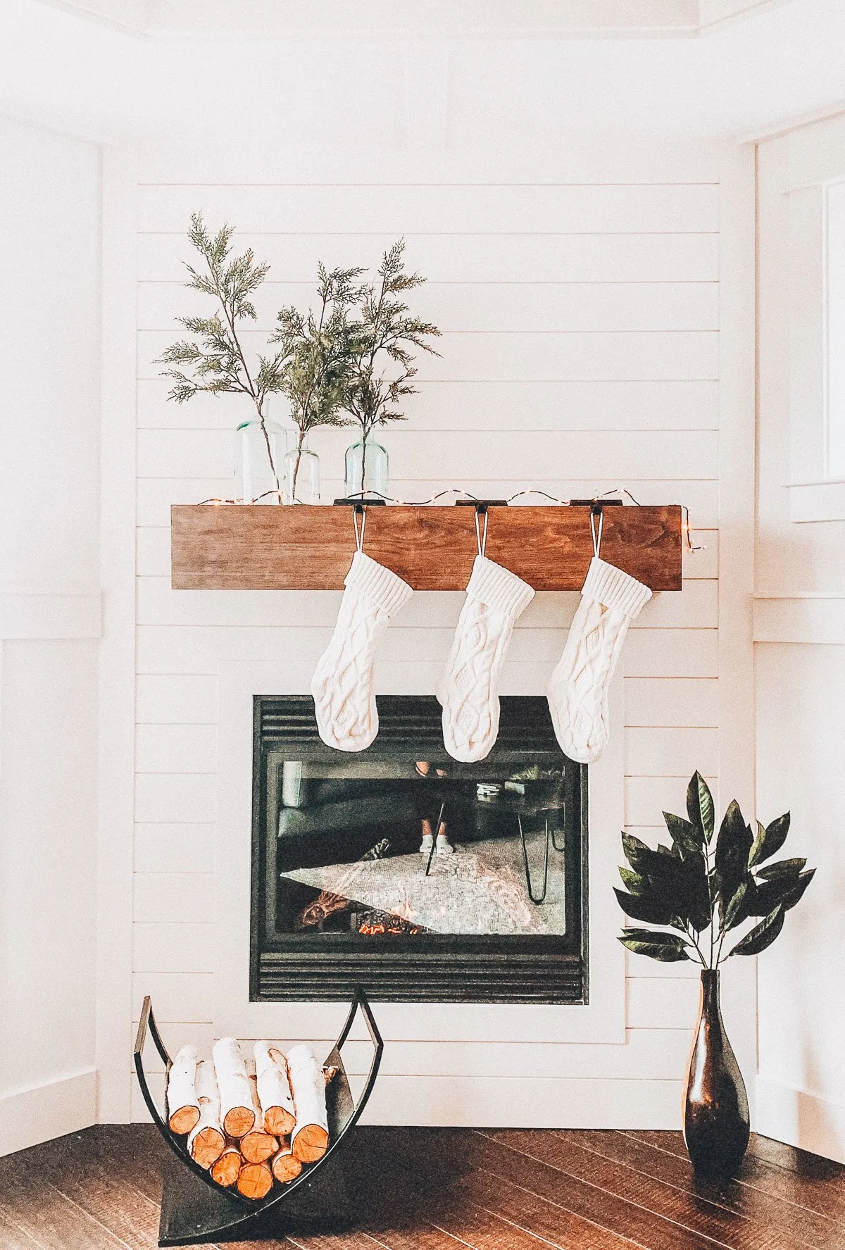 Neutral Christmas Decor for 2023 | Chic Decorations for Christmas