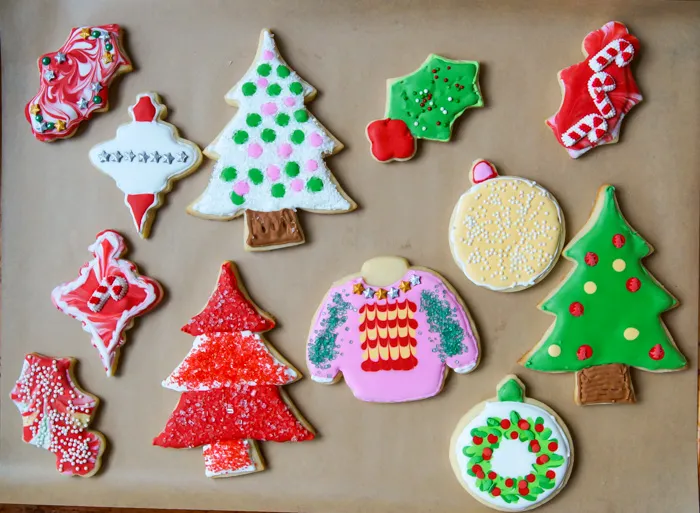 Newbie Cookie Decorators are the BEST Cookie Decorators + How to Host a  Cookie Decorating Party | Bake at 350°