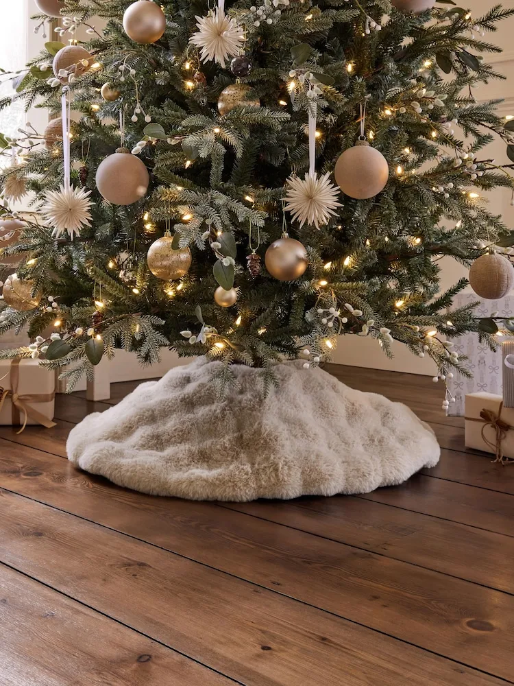 Next Natural Aspen Textured Faux Fur Tree Skirt ONE